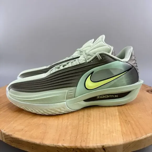 Nike Air Zoom GT Cut 3 Turbo Mens Size 10 Basketball Shoes Honeydew HV9918-300